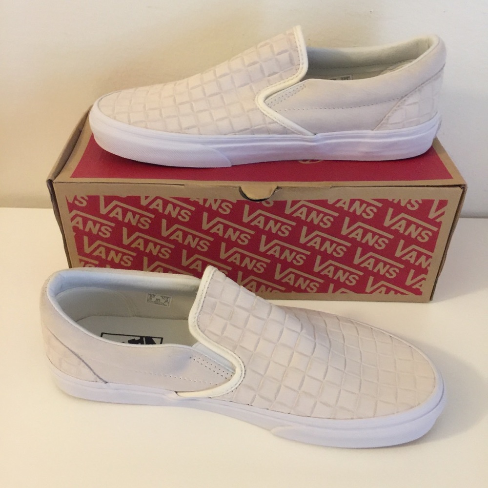 Vans Classic Slip-ons white checkered suede. New.
